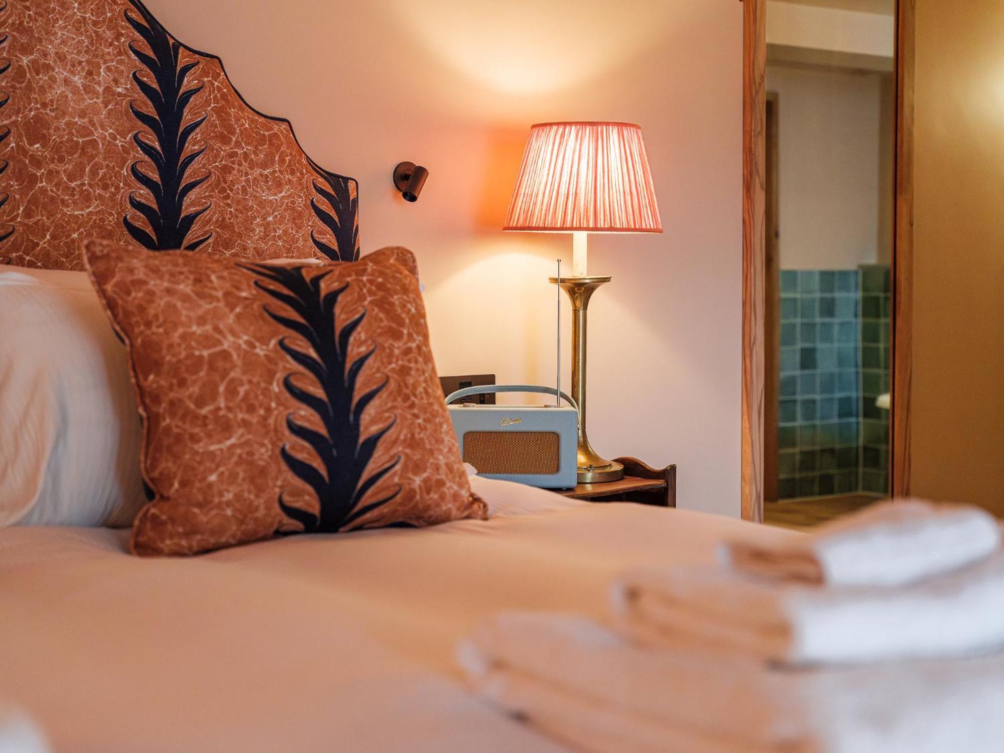 The Stump Hotel Cirencester Room photo